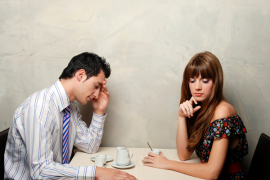 signs she doesn't like.