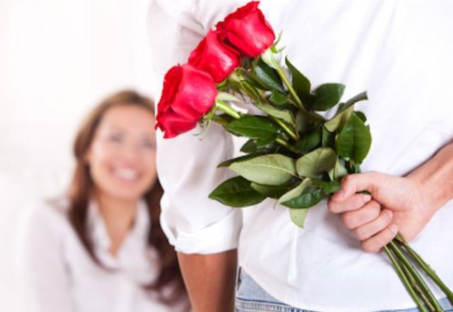 The Top 19 First Date Gifts for Him and Her