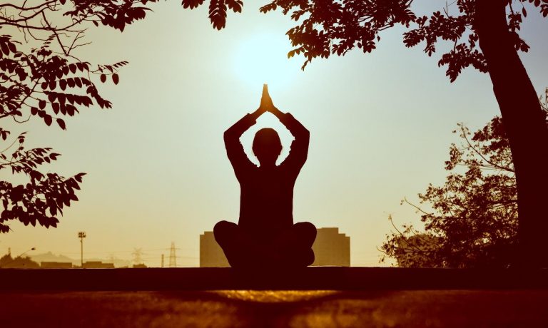 4 Ways to Be More Spiritual in Daily Life